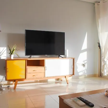 Fabuloso Apartamento En Primera Linea De Playa Con Parking Privado Malaga