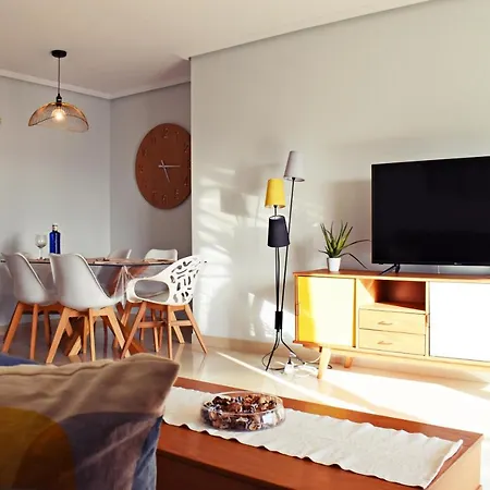 Fabuloso Apartamento En Primera Linea De Playa Con Parking Privado Apartment *