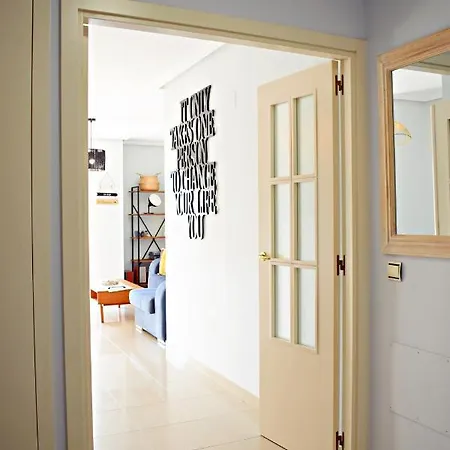 Fabuloso Apartamento En Primera Linea De Playa Con Parking Privado *