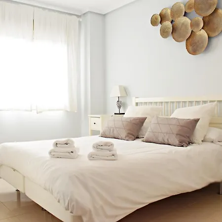 Fabuloso Apartamento En Primera Linea De Playa Con Parking Privado * Malaga