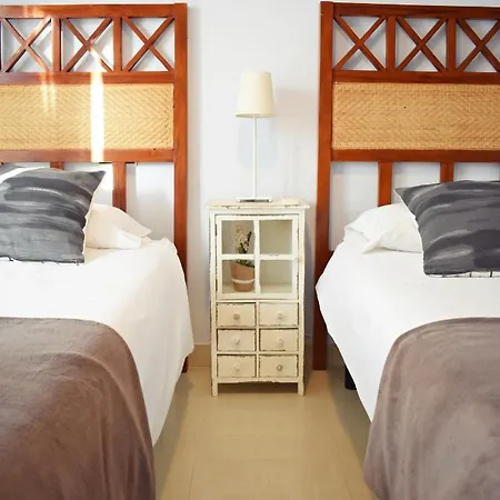 Fabuloso Apartamento En Primera Linea De Playa Con Parking Privado Malaga